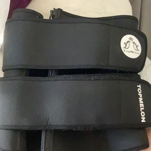 I am selling a waist trainer